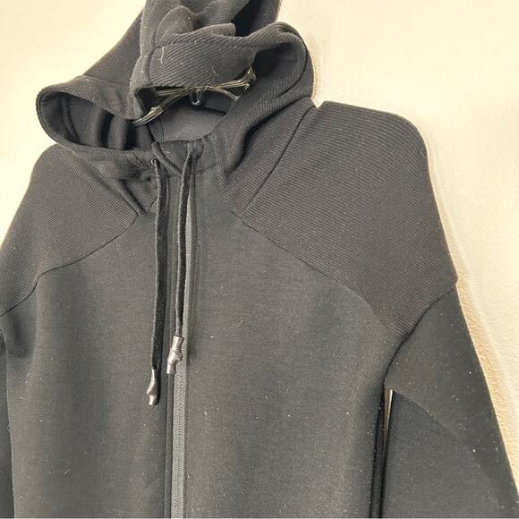 SWEATY BETTY Cross Train Hoodie Jacket, Black, XS Full Zip - Picture 3 of 16